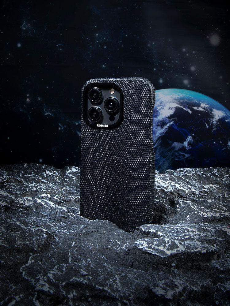 BORDEAUX, Lizard leather cases for iPhone 14 - ROMISS